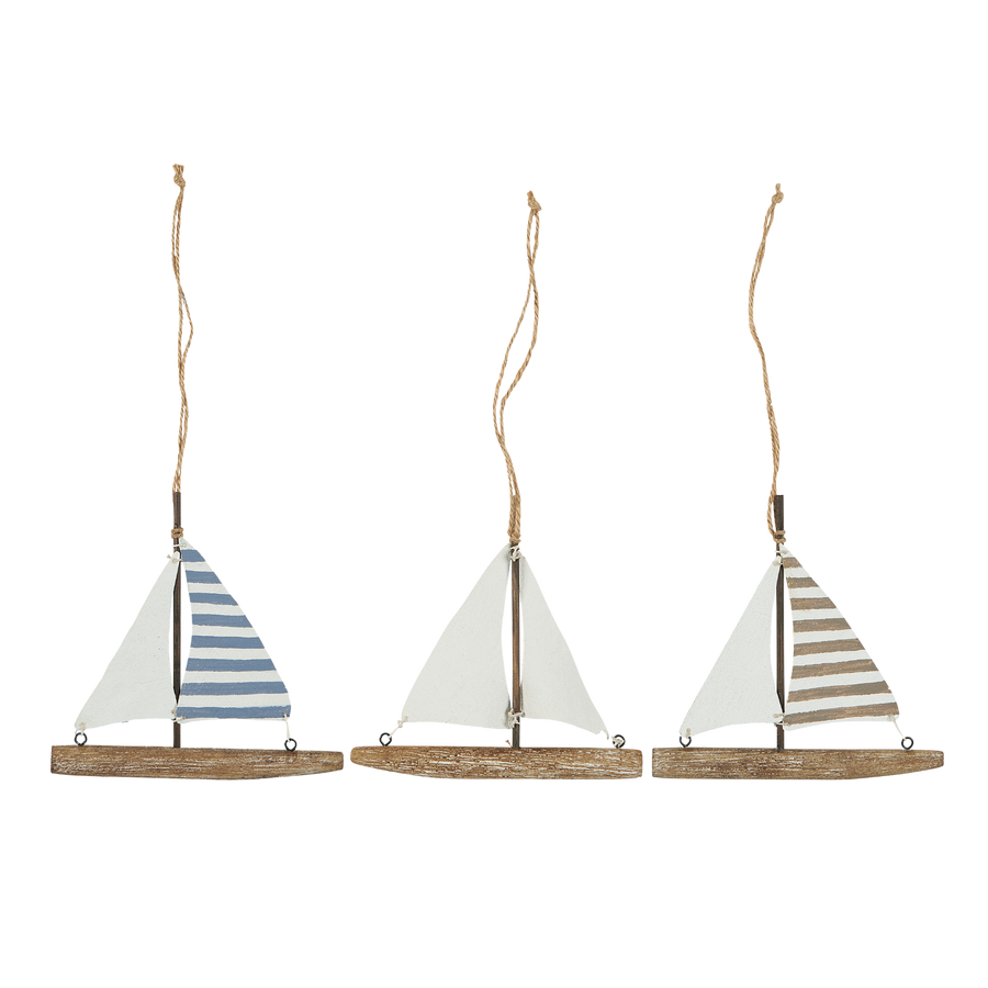Schiff aus Holz mit Segeln im Nautico-Stil von I.B. Laursen
