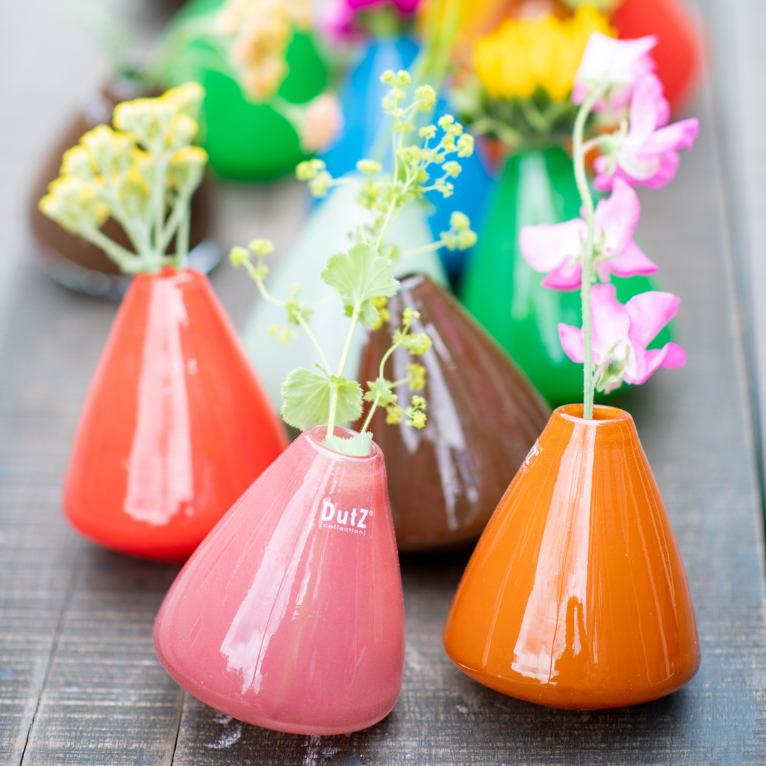 Glas-Tumblingvasen in den Farben grün, blau, rot, braun, pink und orange von DutZ